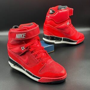 Wmns Air Revolution Sky Hi Wedge 'Action Red'